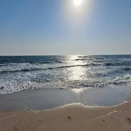 Seaside Escape In - By Traum *