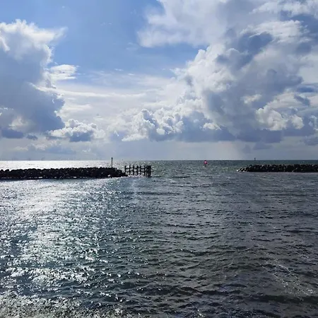 Lush Seaside Escape In Gedser * Gedser