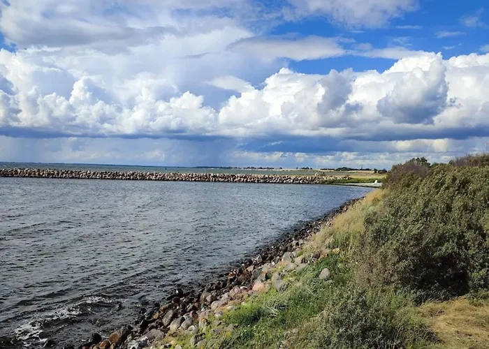 Seaside Escape In - By Traum *